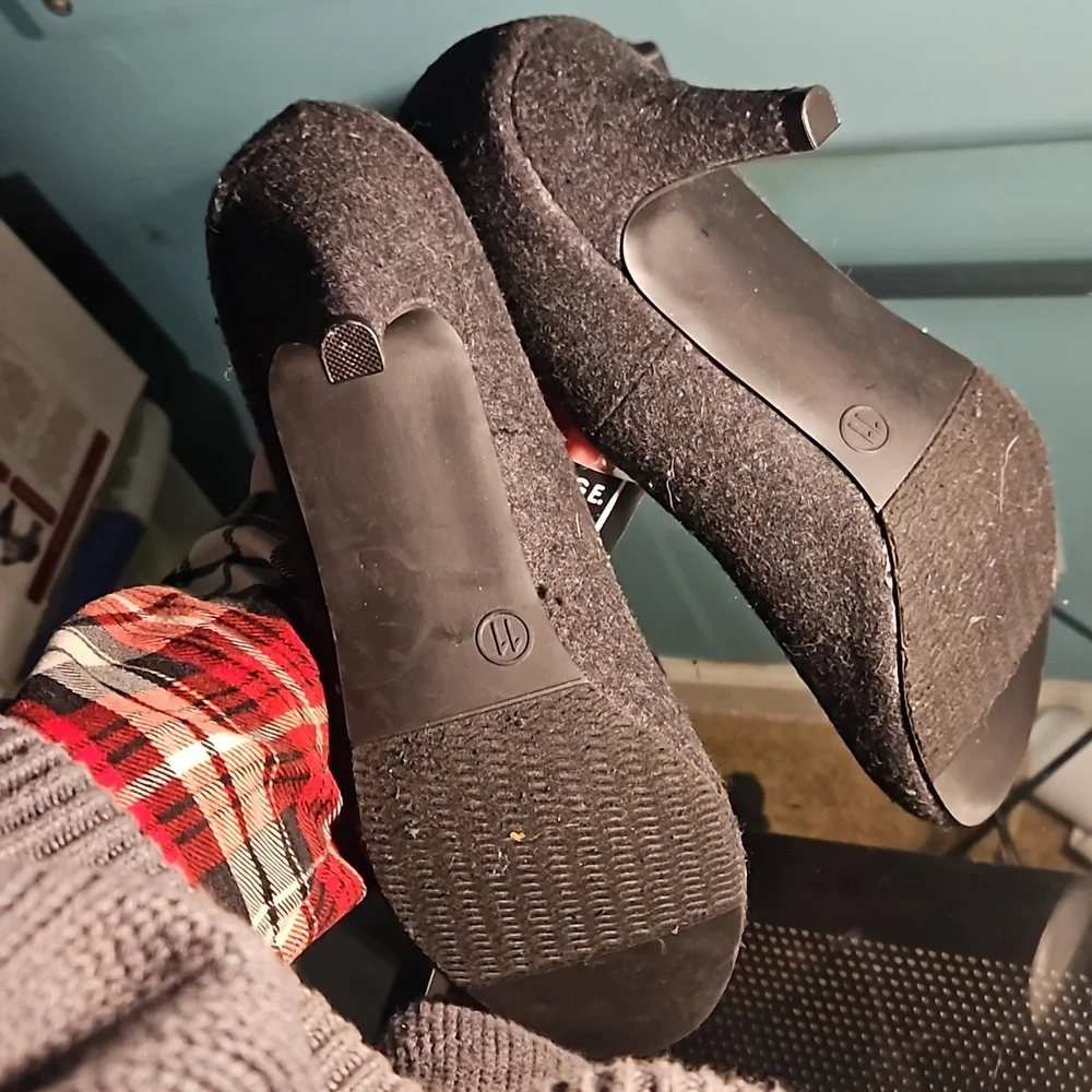 George Grey Wool Heels